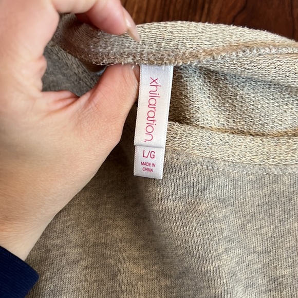 Sweatshirt material sweater or crew neck - Picture 6 of 7